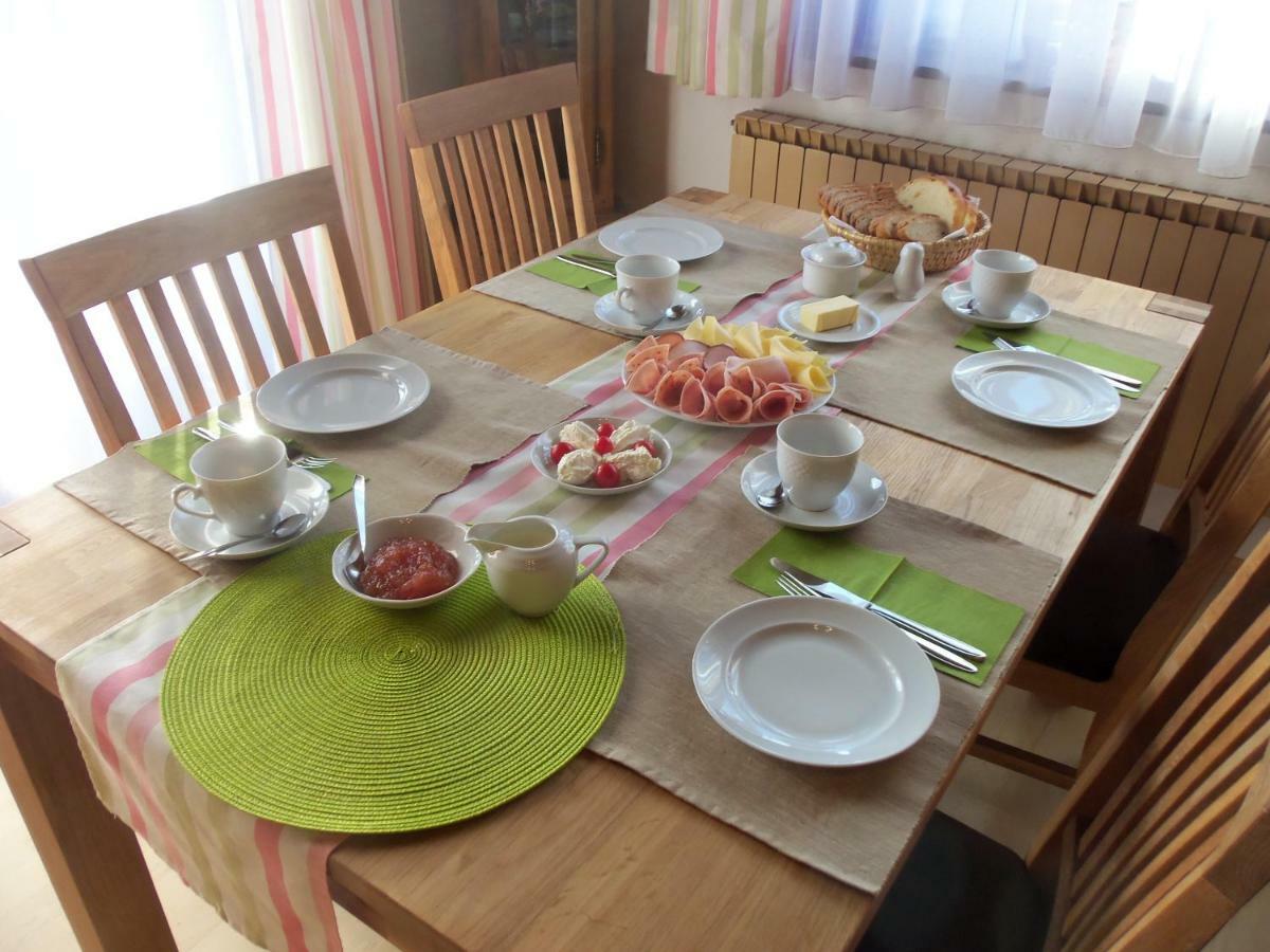 Obstbau Und Gaestezimmer Stani Kitzeck im Sausal Exteriér fotografie
